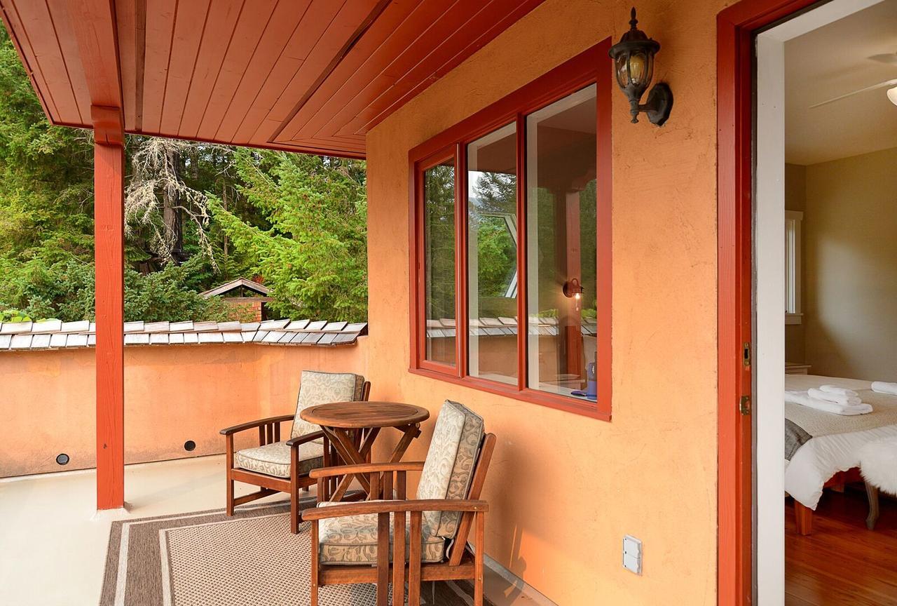 Sunshine Villa B&B Madeira Park Exterior foto
