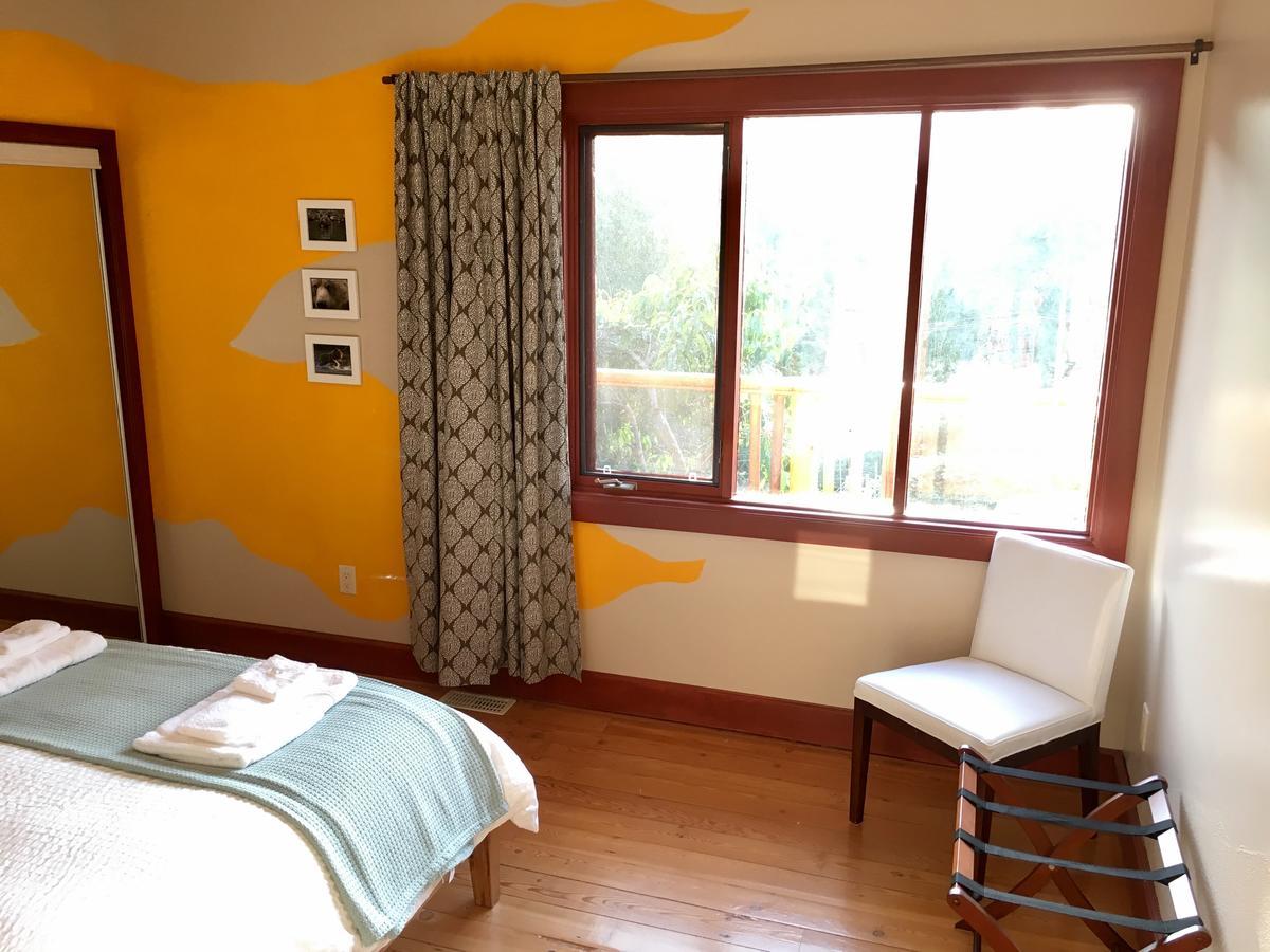 Sunshine Villa B&B Madeira Park Exterior foto